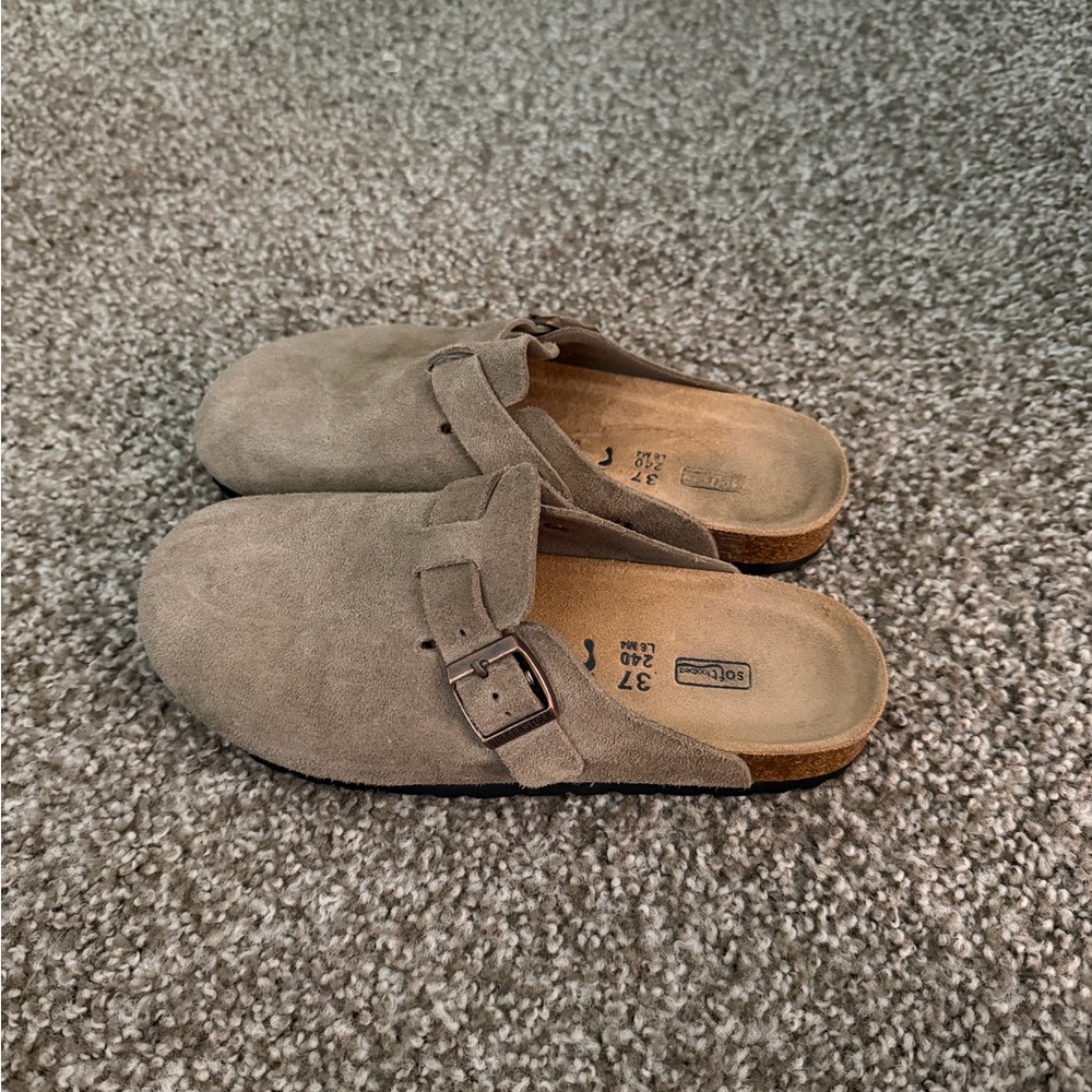Birkenstock Light Brown Suede Clogs